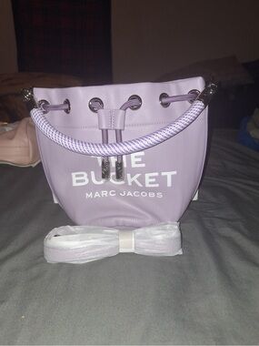 Marc Jacobs lilac bucket bag with rope handle